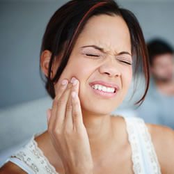 1000oaks Dental & Implants